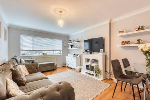 2 bedroom ground floor maisonette for sale, Gordon Road, Sidcup, DA15