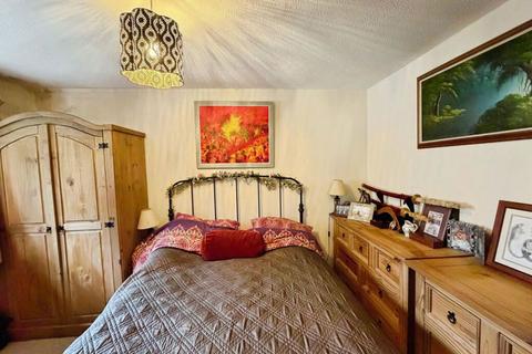 3 bedroom semi-detached house for sale, Dunvegan Drive, Southampton, Hampshire, SO16 8DD