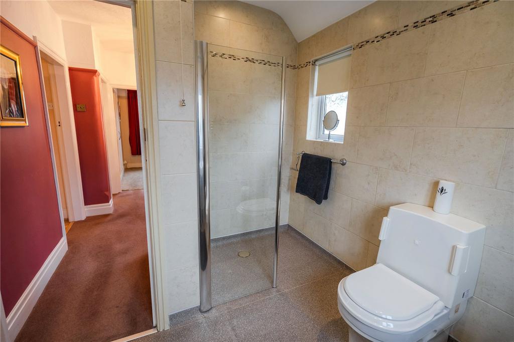 Shower Room (2)