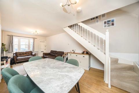 undefined, Albert Road, Richmond TW10