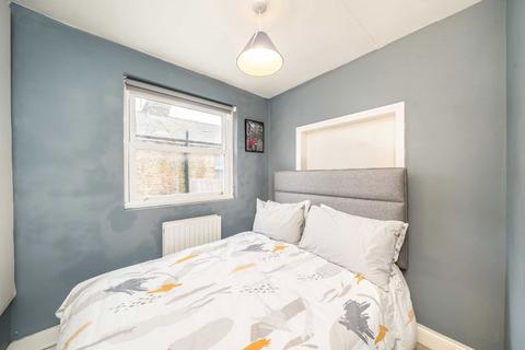undefined, Albert Road, Richmond TW10