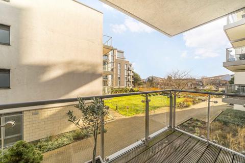 undefined, Ealing Road, Brentford TW8