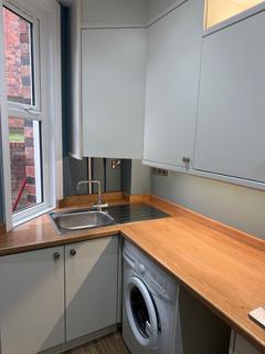 2 bedroom semi-detached house to rent, St. Christopher Avenue, Stoke-on-Trent ST4