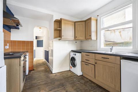 1 bedroom ground floor flat for sale, Scholars Road, North Chingford