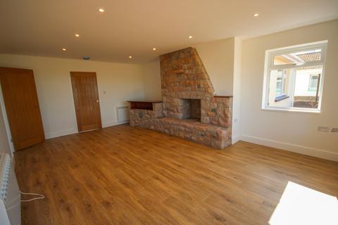 3 bedroom bungalow to rent, La Rue de la Piece Mauger, Trinity JE3