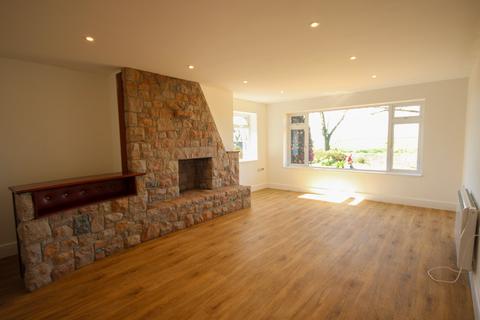 3 bedroom bungalow to rent, La Rue de la Piece Mauger, Trinity JE3