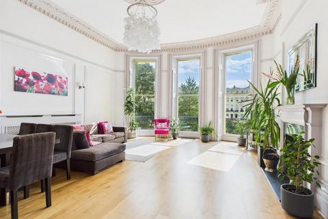 2 bedroom flat for sale, Brunswick Square, Hove