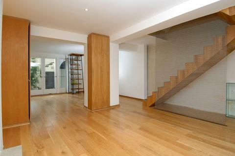 2 bedroom apartment to rent, Clarendon Gardens, Little Venice, W9