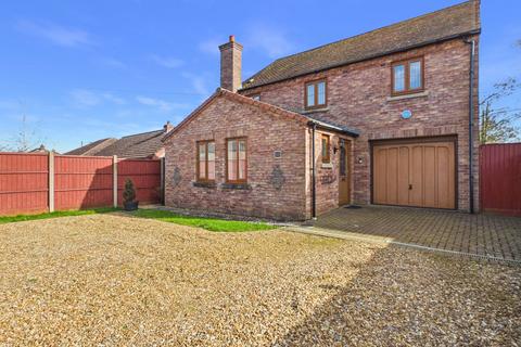 4 bedroom detached house for sale, 104 The Drove, Barroway Drove PE38