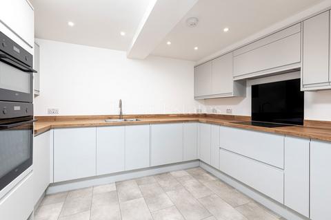 undefined, 4 Mariner Cottage