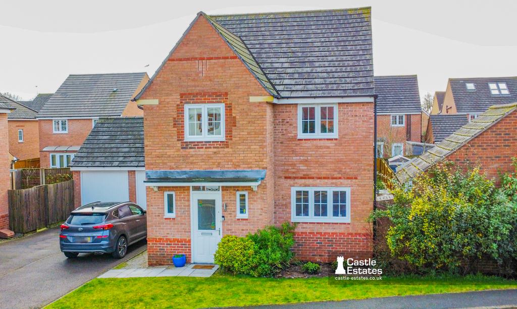 Four bedroom detached house for sale