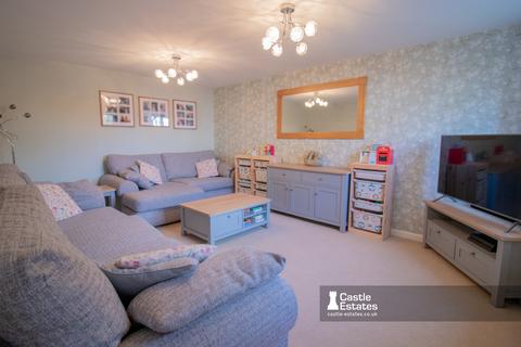 4 bedroom detached house for sale, Perkins Way, Beeston, NG95JB