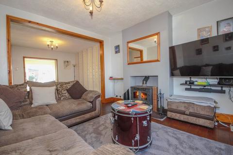 3 bedroom semi-detached house for sale, Fareham Avenue, Hillmorton, Rugby, CV22