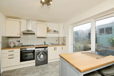 3 bedroom end of terrace house for sale, Borrowfield Road, Derby, DE21