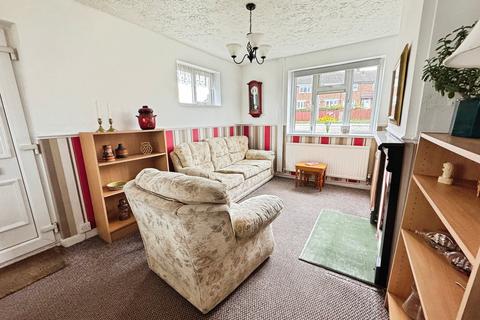 2 bedroom semi-detached house for sale, Salisbury Drive, Midway, Swadlincote, DE11