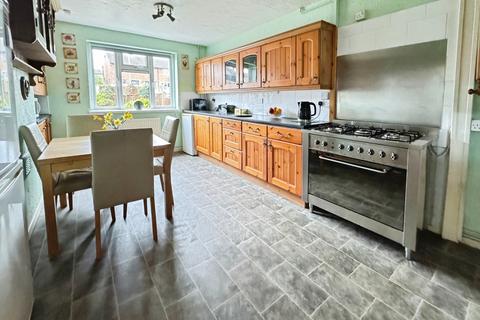 2 bedroom semi-detached house for sale, Salisbury Drive, Midway, Swadlincote, DE11
