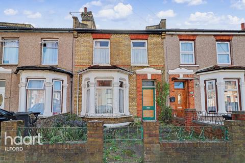 3 bedroom terraced house for sale, Grange Road, Ilford