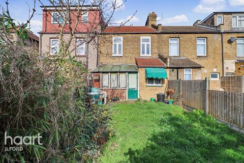 3 bedroom terraced house for sale, Grange Road, Ilford