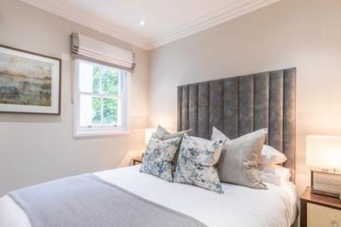 1 bedroom flat to rent, Kensington Gardens Square, Garden House, W2