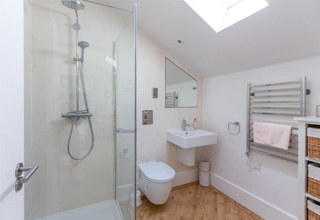 Shower Room En-Suite