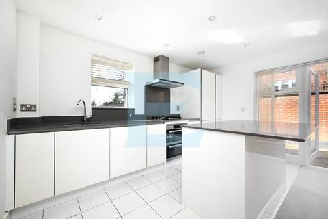 1 bedroom maisonette for sale, Adam Close, Mill Hill, London, NW7