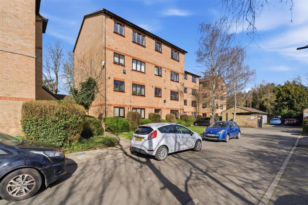 67 Azalea Close Outside.jpg