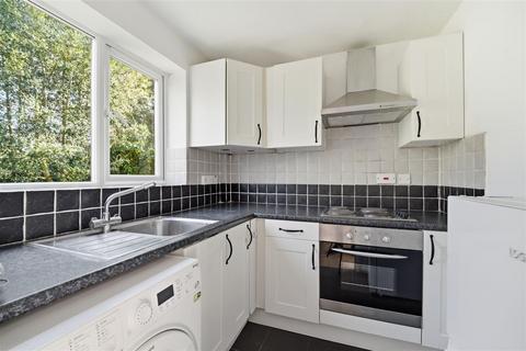 1 bedroom apartment for sale, Azalea Close, Hanwell