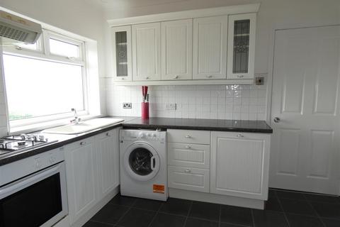 2 bedroom flat to rent, Grace Street, Byker