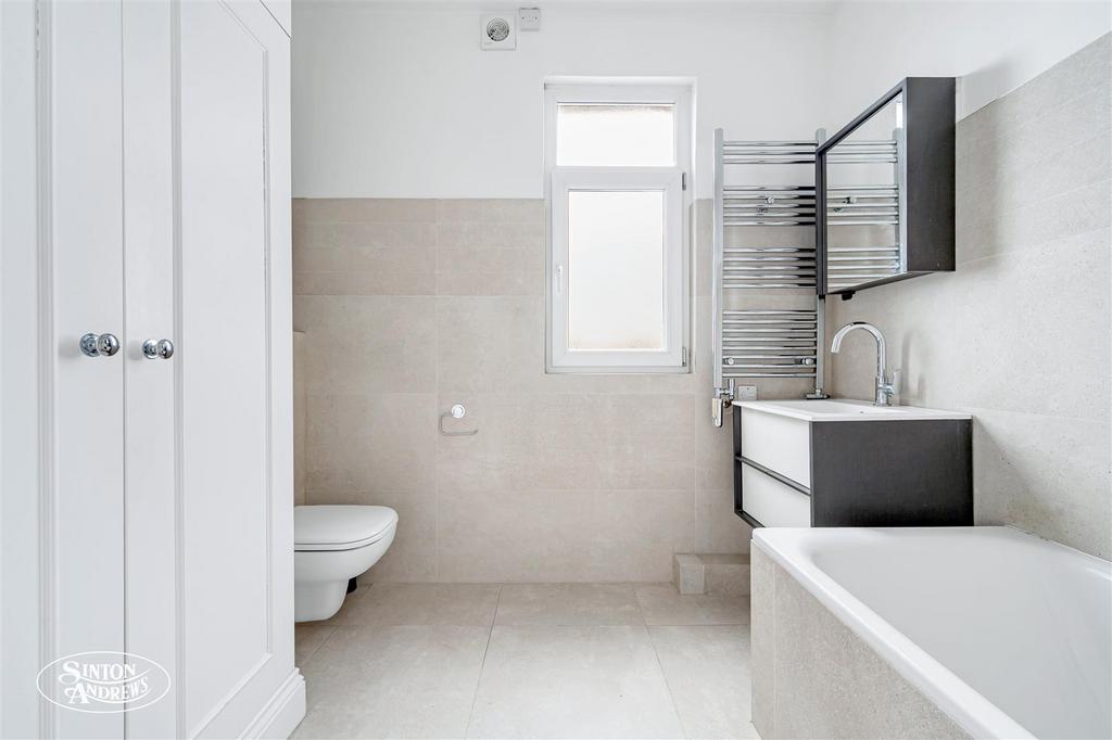 74 Haslemere Avenue-14.jpg