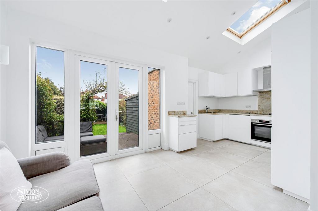 74 Haslemere Avenue-8.jpg