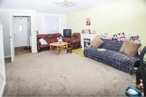 3 bedroom semi-detached house to rent, Viscount Square, Bridgwater, TA6