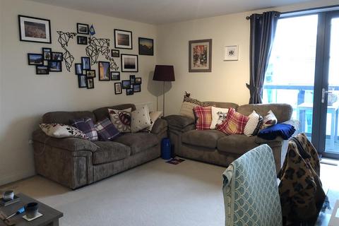 3 bedroom apartment to rent, Brook Road, Borehamwood