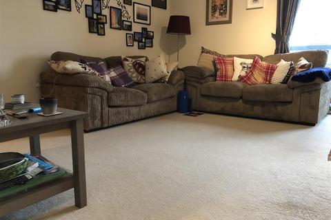 3 bedroom apartment to rent, Brook Road, Borehamwood