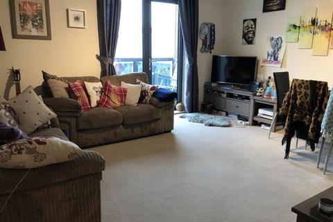 3 bedroom apartment to rent, Brook Road, Borehamwood