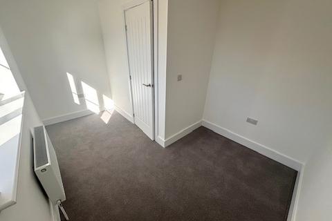 3 bedroom townhouse to rent, Wagtail Road, Downham Market