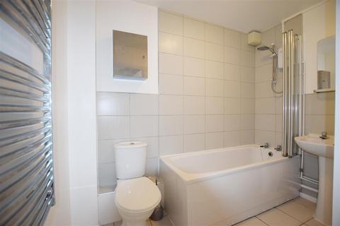 undefined, Draycott Close, London NW2