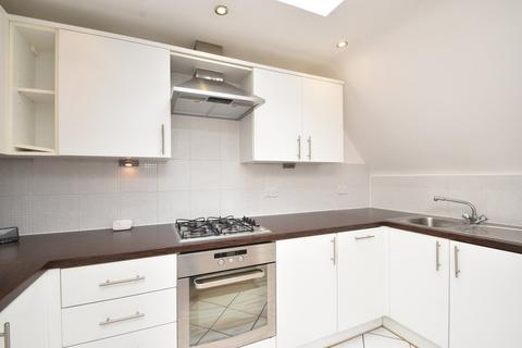 2 bedroom apartment to rent, Woburn Hill, Addlestone, KT15