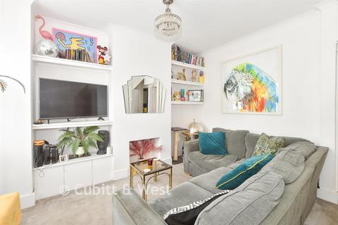 2 bedroom ground floor flat for sale, Payne Terrace, Roedale Road, Brighton, East Sussex