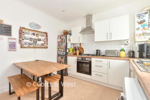 2 bedroom ground floor flat for sale, Payne Terrace, Roedale Road, Brighton, East Sussex