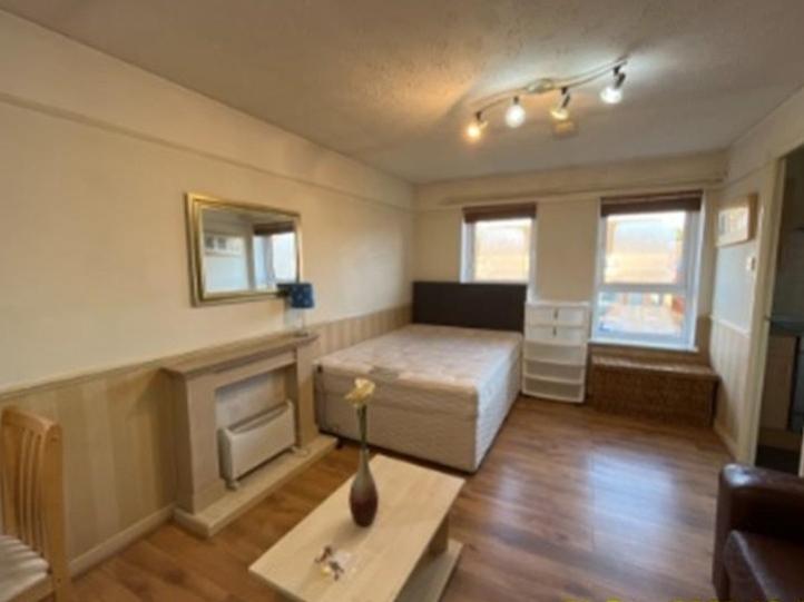 Lounge Bedroom
