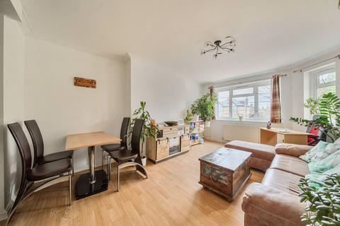 Springfield Court, Kingston, Kingston upon Thames, KT1