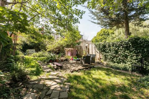 1 bedroom flat to rent, Staverton Road, London NW2