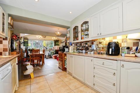undefined, Wroxham Way, Harpenden