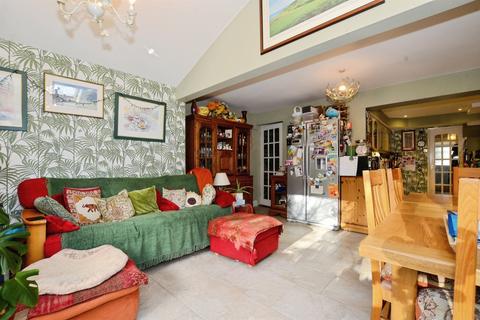 undefined, Wroxham Way, Harpenden