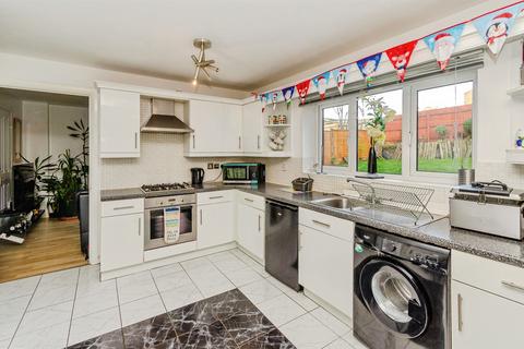 5 bedroom detached house for sale, Aster Way, Walsall