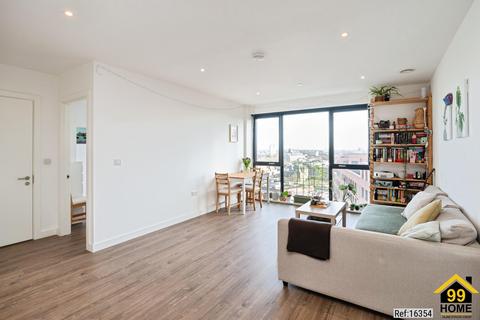 2 bedroom apartment for sale, Headwater Point block A, London, E3