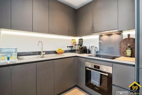 2 bedroom apartment for sale, Headwater Point block A, London, E3