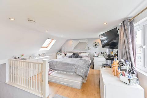 6 bedroom terraced house for sale, Cannon Hill Lane, Raynes Park, London, SW20