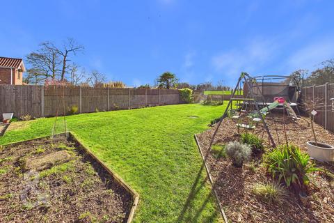 undefined, Burston Road, Gissing, Diss