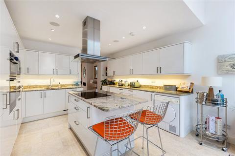 4 bedroom end of terrace house for sale, Whittingstall Road, Fulham, London, SW6